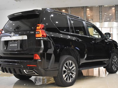 2022 Toyota LAND CRUISER PRADO — миниатюра 11