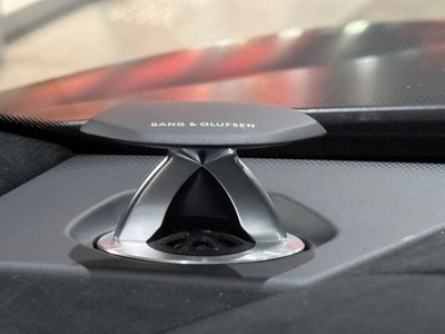 LAMBORGHINI URUS - 9