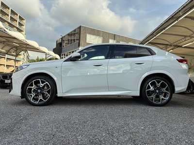 2025 BMW X2 photo 7