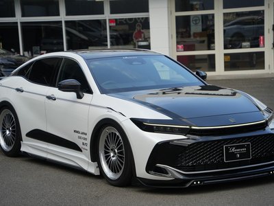 TOYOTA CROWN CROSSOVER - 5