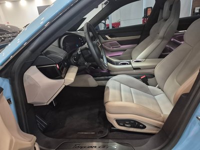2023 Porsche TAYCAN 照片 9