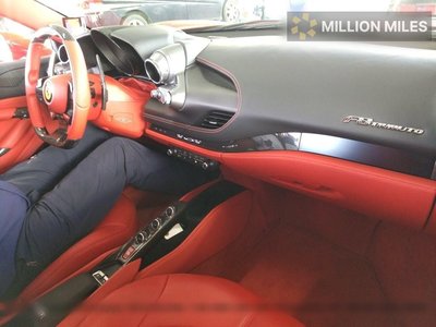 FERRARI F8 TRIBUTO - 3