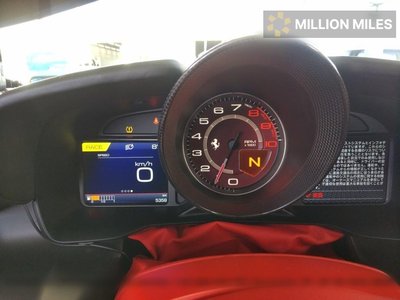 FERRARI F8 TRIBUTO - 6