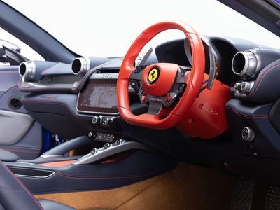 صورة مصغرة 36 لـ 2019 Ferrari GTC4 LUSSO
