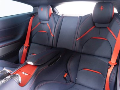 صورة مصغرة 42 لـ 2019 Ferrari GTC4 LUSSO