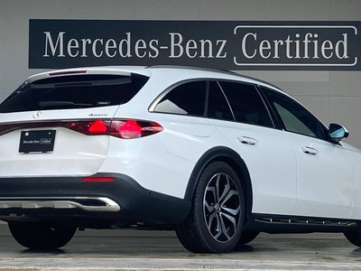 MERCEDES-BENZ E-CLASS - 4