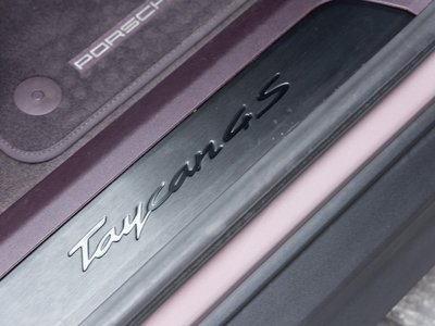 2022 Porsche TAYCAN — миниатюра 65