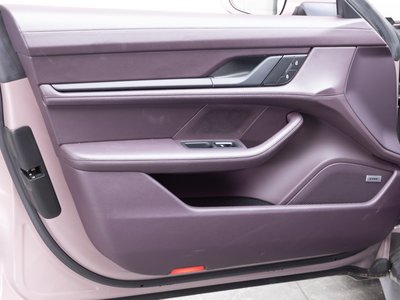2022 Porsche TAYCAN — миниатюра 68