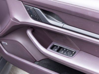 2022 Porsche TAYCAN — миниатюра 67