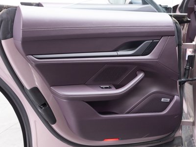 2022 Porsche TAYCAN — миниатюра 70