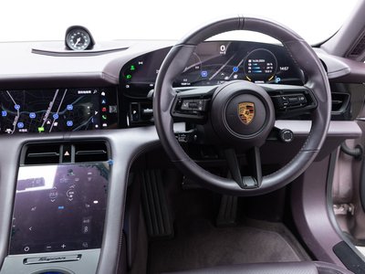 2022 Porsche TAYCAN — миниатюра 38