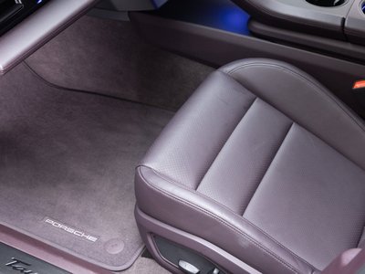 2022 Porsche TAYCAN — миниатюра 45