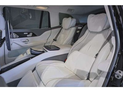 MERCEDES-BENZ GLS - 7