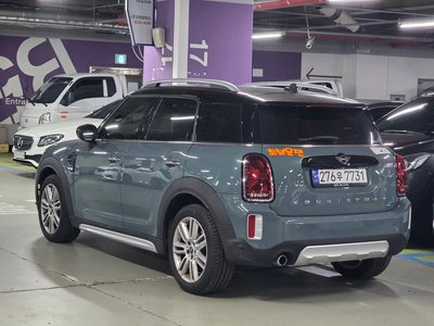 2023 MINI COOPER COUNTRYMAN photo 2