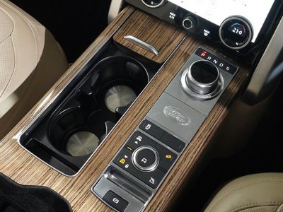 2020 LAND Rover RANGE ROVER thumbnail 29