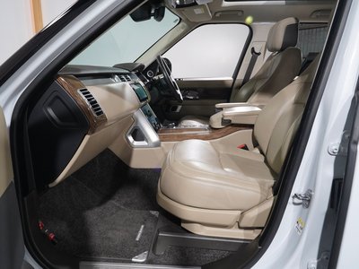 2020 LAND Rover RANGE ROVER thumbnail 22