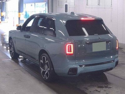 ROLLS-ROYCE CULLINAN - 2