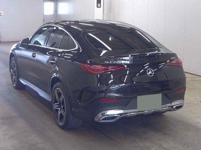 2025 Mercedes-BENZ GLC AMG — фото 1