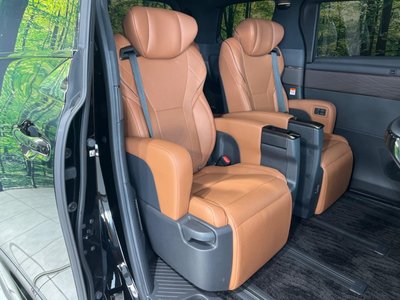 2023 Toyota VELLFIRE — фото 9
