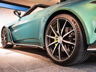 2023 Aston Martin VANTAGE — миниатюра 37