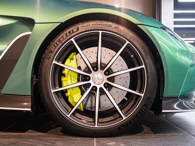 2023 Aston Martin VANTAGE — миниатюра 25