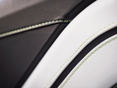 2023 Aston Martin VANTAGE — миниатюра 48