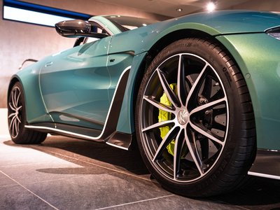 2023 Aston Martin VANTAGE — миниатюра 24