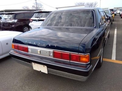 TOYOTA CENTURY - 5
