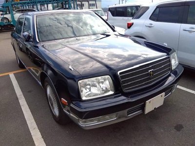 TOYOTA CENTURY - 4