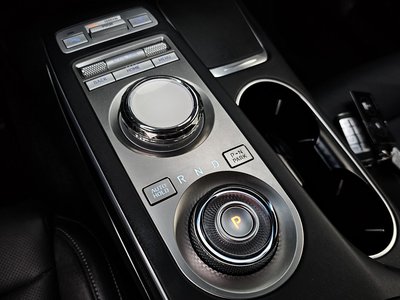 صورة مصغرة 12 لـ 2022 Genesis GV70
