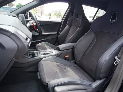 2026 BMW 1 SERIES thumbnail 24