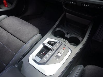 2026 BMW 1 SERIES thumbnail 31