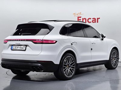 PORSCHE CAYENNE - 3