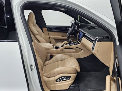 PORSCHE CAYENNE - 10