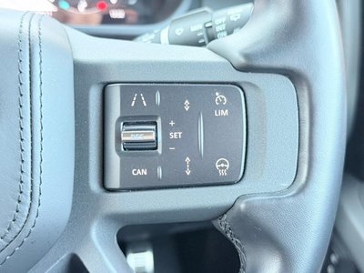 LAND ROVER DEFENDER - 5