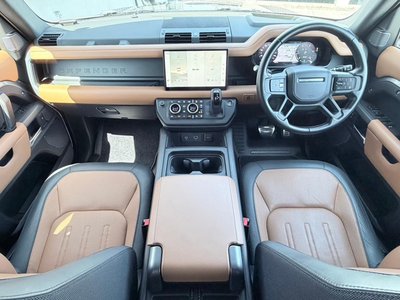 LAND ROVER DEFENDER - 2