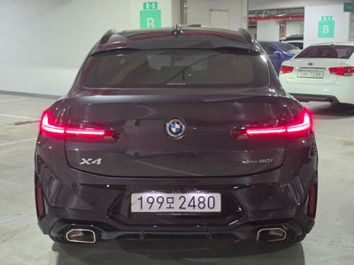 صورة 3 لـ 2024 BMW X4
