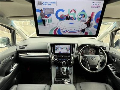 TOYOTA ALPHARD - 2