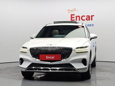 2021 Genesis GV70 photo 2