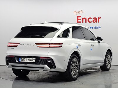 2021 Genesis GV70 photo 3