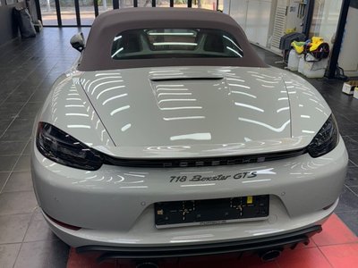 2024 Porsche 718 photo 3