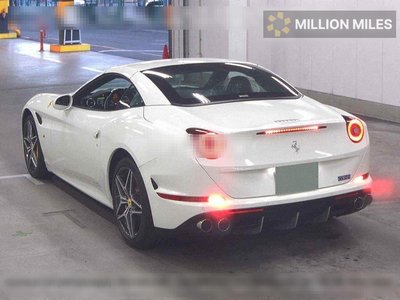 FERRARI CALIFORNIA T - 2