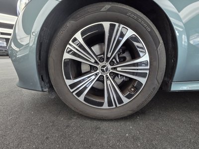 MERCEDES-BENZ E-CLASS - 6