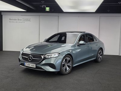MERCEDES-BENZ E-CLASS - 1