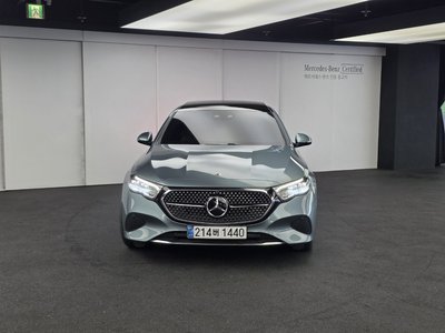 MERCEDES-BENZ E-CLASS - 2