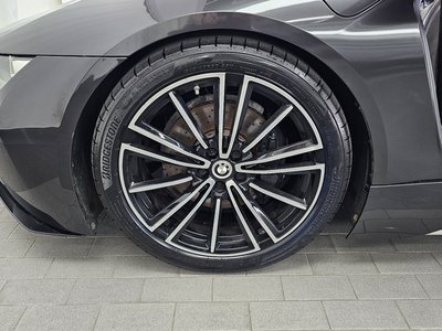 BMW I8 - 6