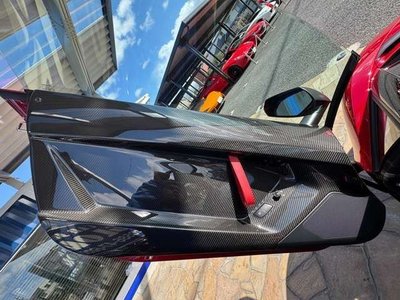 2017 Lamborghini AVENTADOR ROADSTER — миниатюра 38
