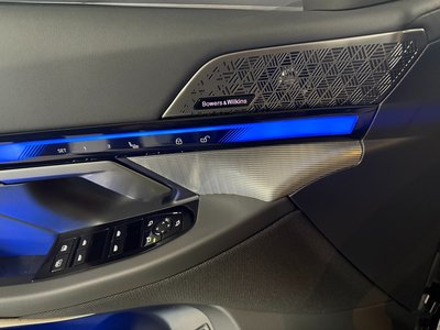2026 BMW I5 — миниатюра 16
