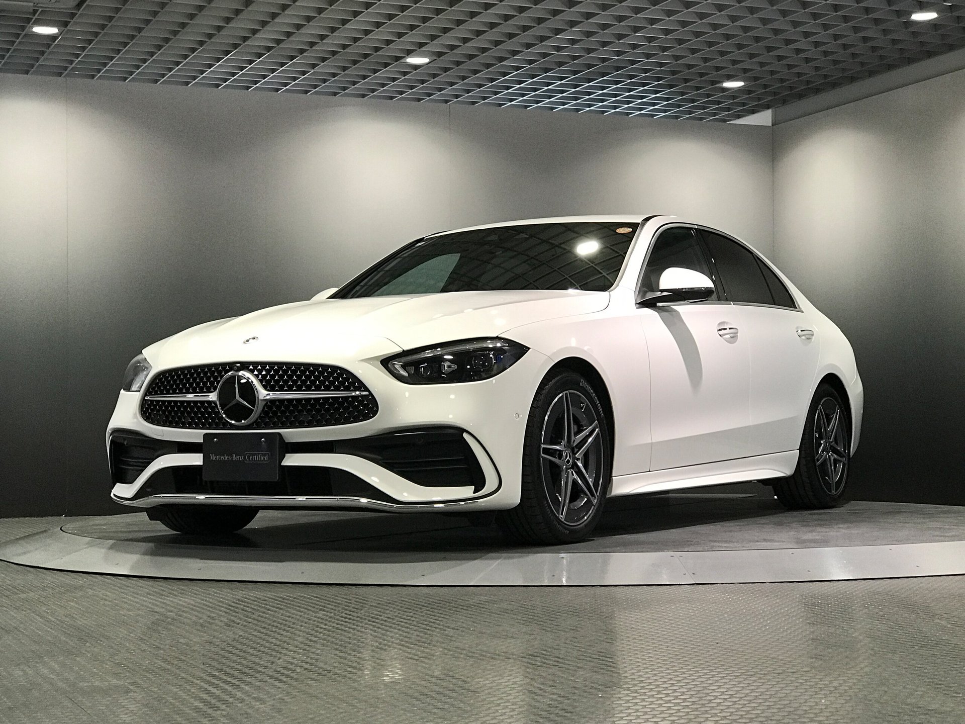 MERCEDES-BENZ C-CLASS - View 1