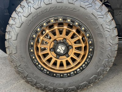 TOYOTA LAND CRUISER 250 - 7